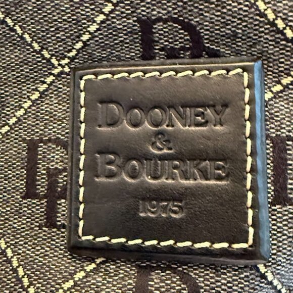 Dooney & Bourke Vintage small East/West Slouch black DB Signature Shoulder bag - Picture 4 of 16